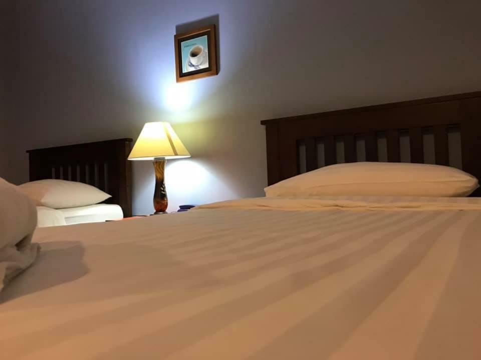 Mango Bedroom Inn Бангкок Экстерьер фото